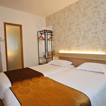 Hor Les Lumières Hotel Paris