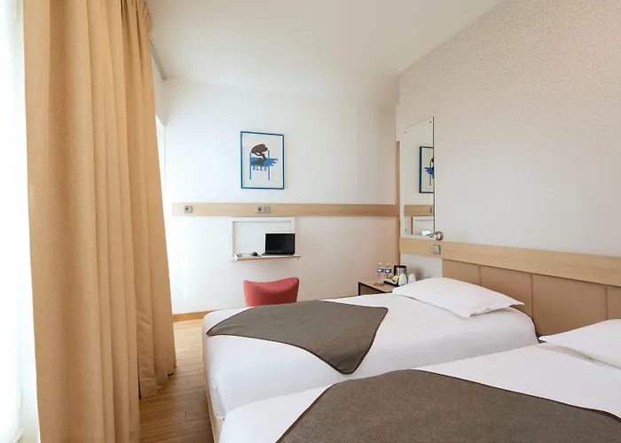 Hor Les Lumières Hotel Paris