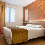 Hor Les Lumieres 3* Paris