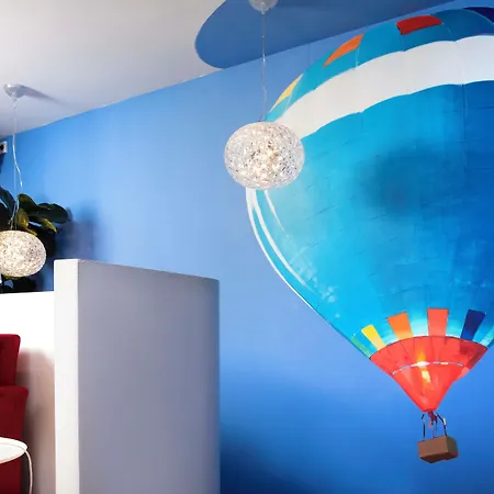 Hor Les Lumieres Hotel Paris