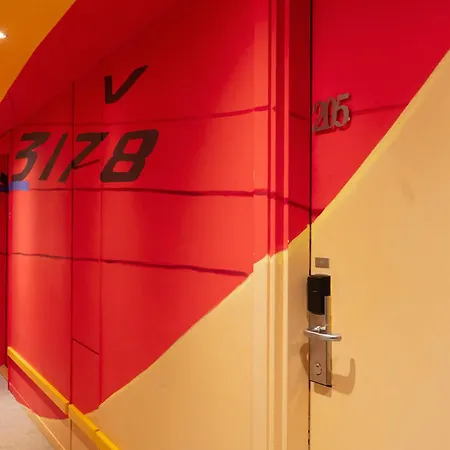 Hor Les Lumieres Hotel Paris