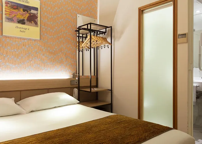 Hor Les Lumières Hotel 3*