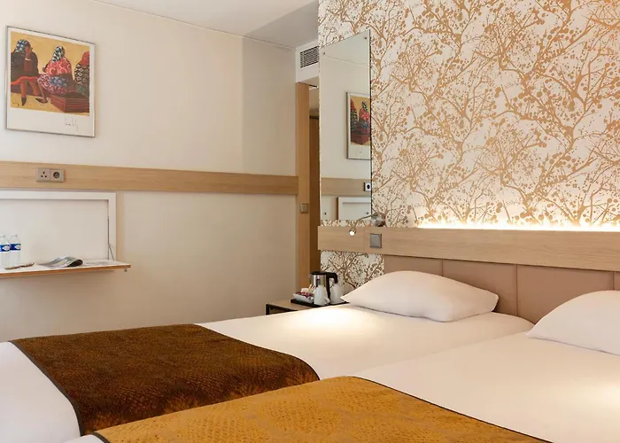 Hor Les Lumières Hotel 3*