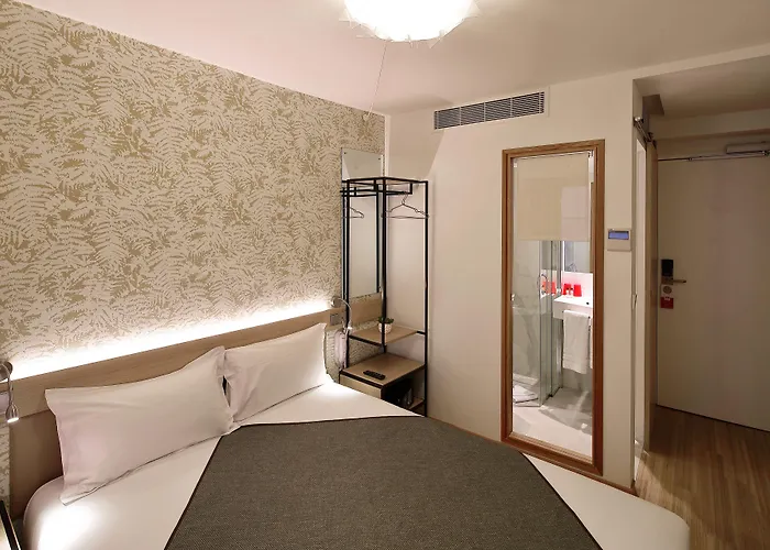 Hor Les Lumières 3* Parigi