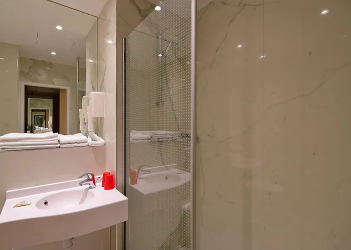 Hotel Hor Les Lumières Parigi