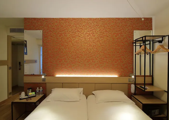Hor Les Lumières 3* Parigi